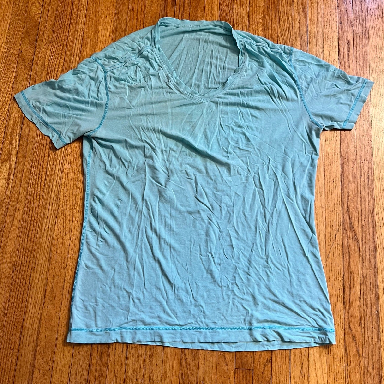 Lululemon Shirt Mens XL ? light green v Neck Tshirt Soft Lightweight gallery