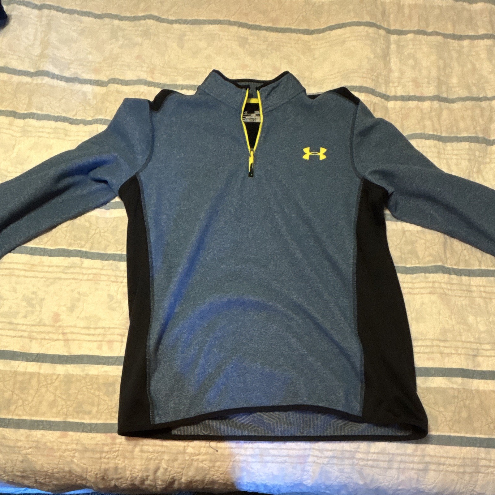 Under Armour Men’s L 1/4 Zip Long Sleeve Mock Neck Colorblock Athletic Top gallery