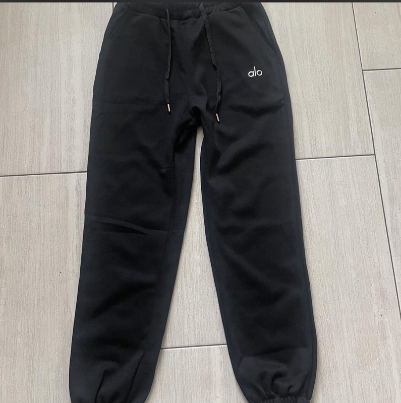 Alo Black Quarter Zip Size Medium gallery