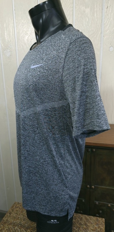 NikeRunning Navy Blue/ Gray Heather Reflective Activewear S/s Shirt Top Sz L gallery