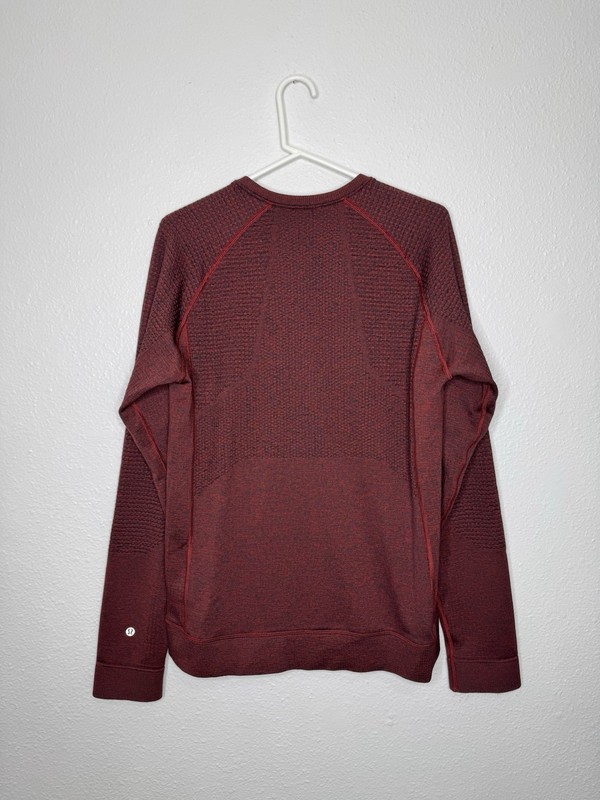 Lululemon Engineered Warmth Long Sleeve Pullover Merino Wool Lined M/L Red gallery