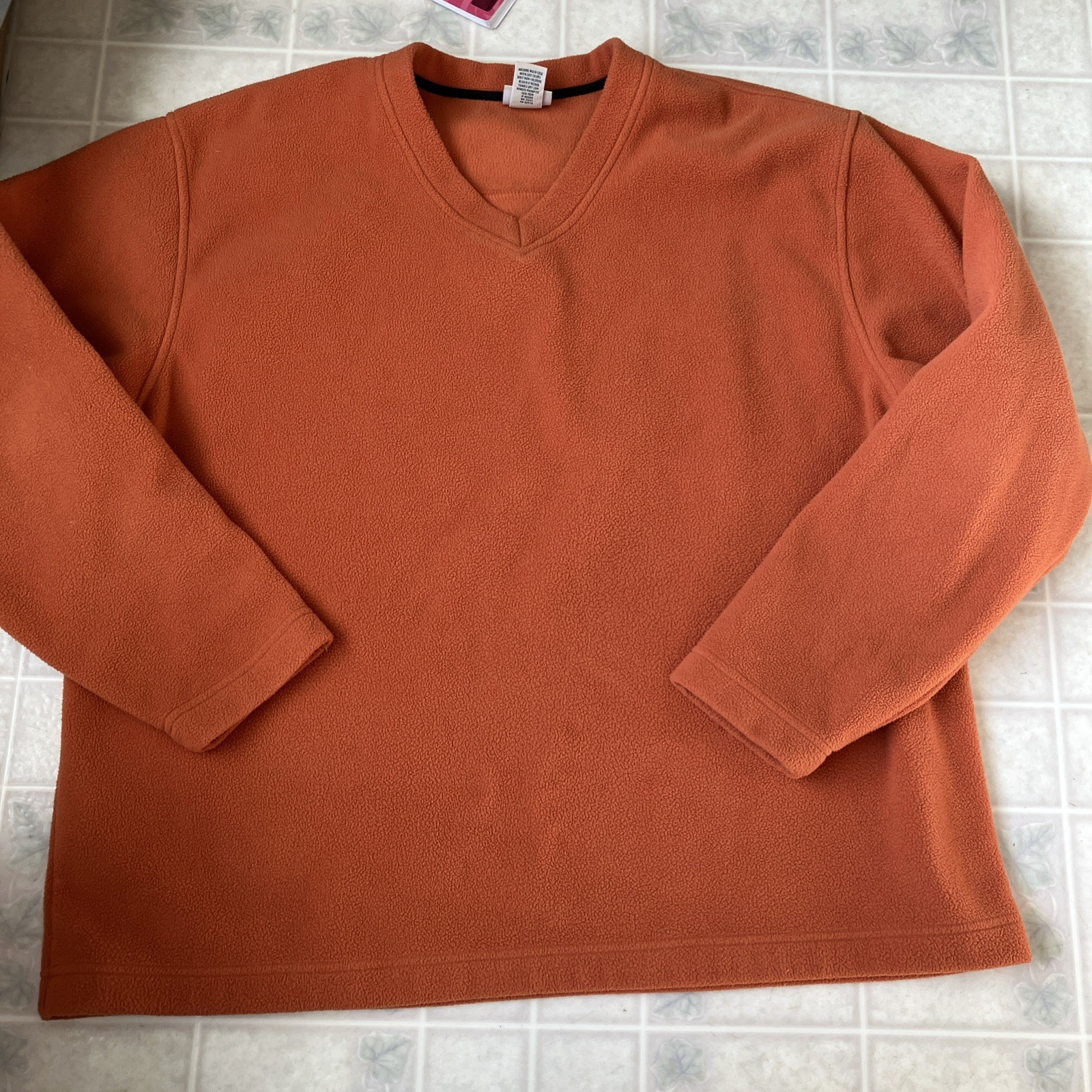 Vintage LL Bean Men’s Long Sleeve Orange Pullover V-Neck Fleece Polyester O YP30 gallery