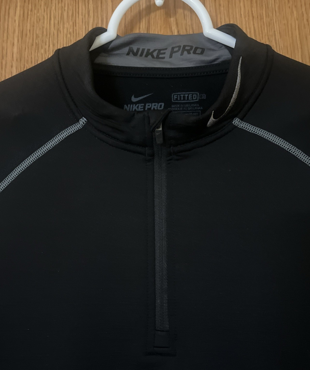 Nike Pro Dri Fit Fitted 1/4 Zip Pullover Mens Size M Black Polyester Spandex LS gallery
