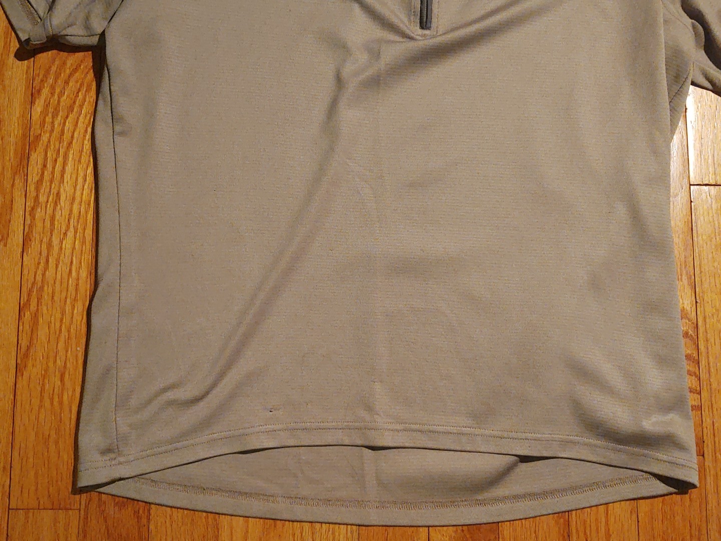 Mountain Hardware 1/4 Zip Short Sleeve Shirt Men's LG Olive Drab/Gray gallery