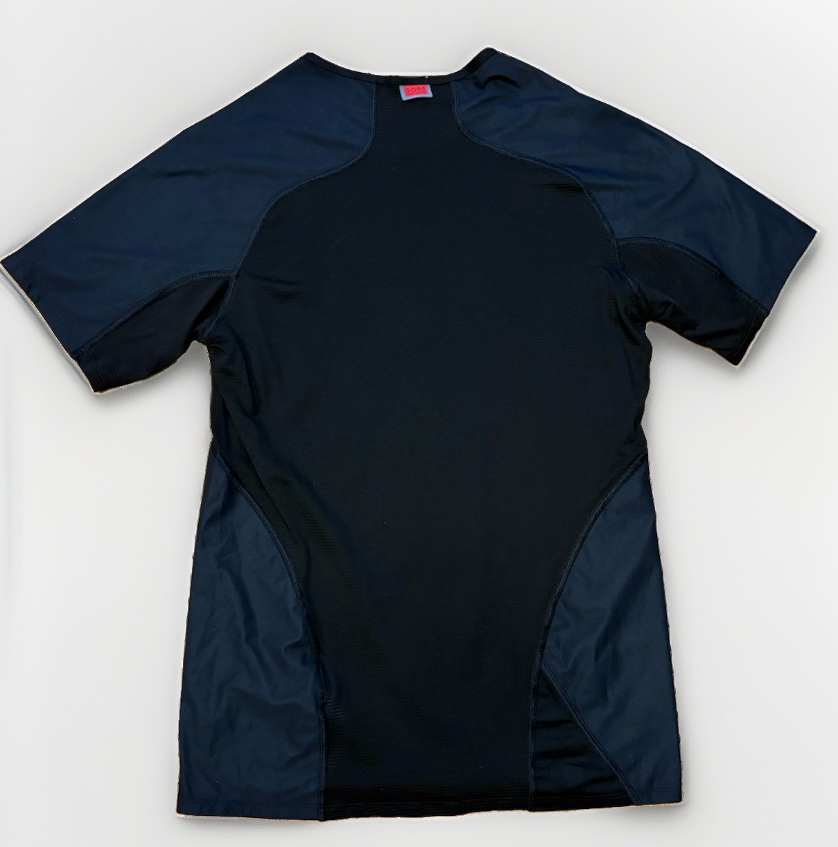 Gore Windstopper L1 Ventilation Base Layer Cycling Shirt – Men's Medium gallery