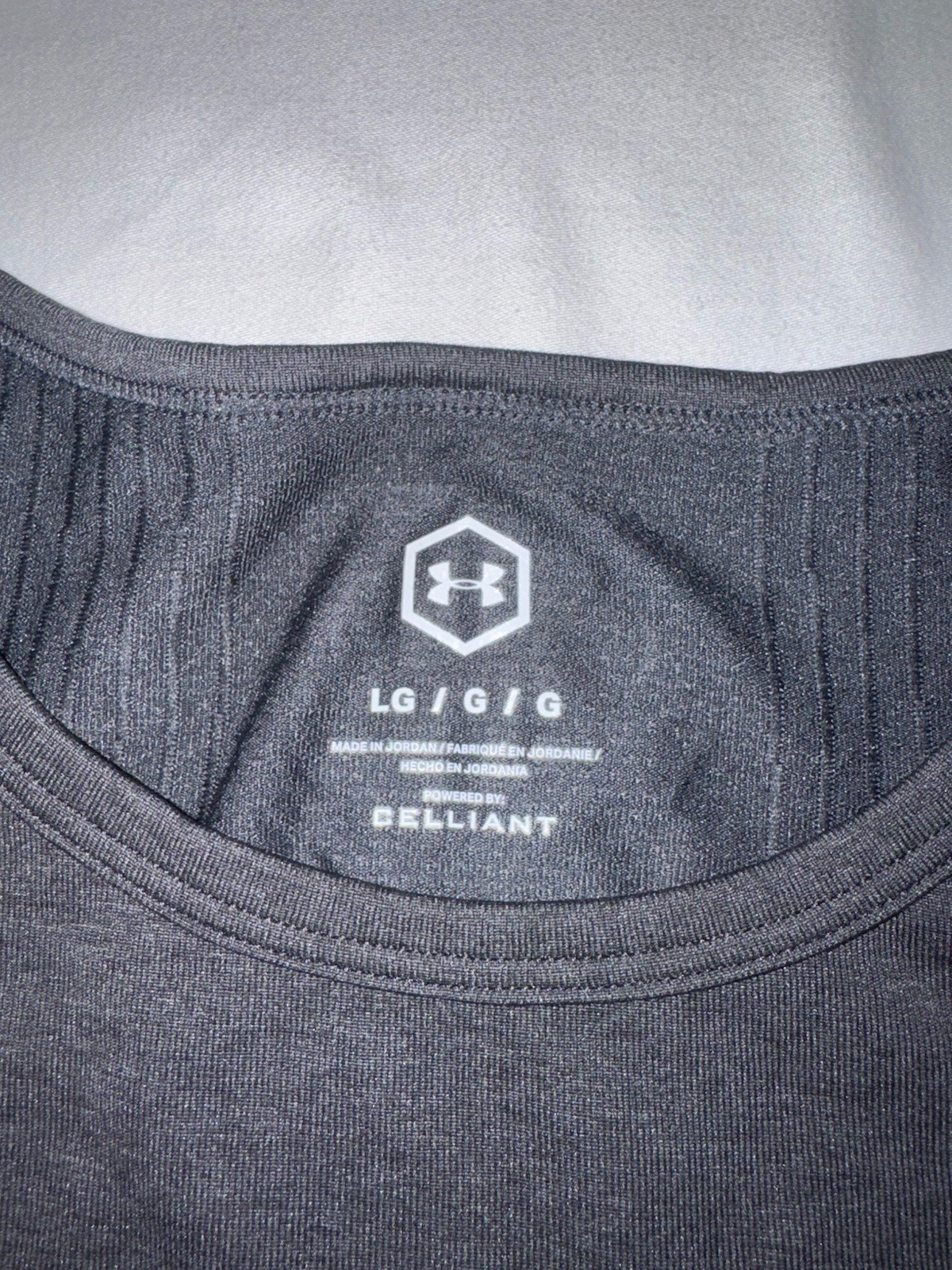 under armour Celliant Rush Tank top Dark Gray Mens Size Large NWOT! gallery