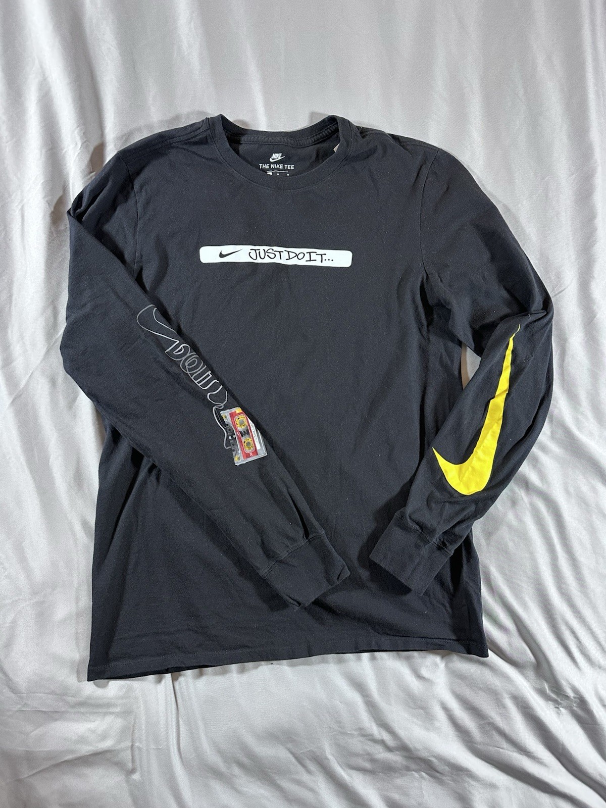 Nike Sportswear Retro Cassette Tape Graphic Long Sleeve T-Shirt Black Yellow M gallery
