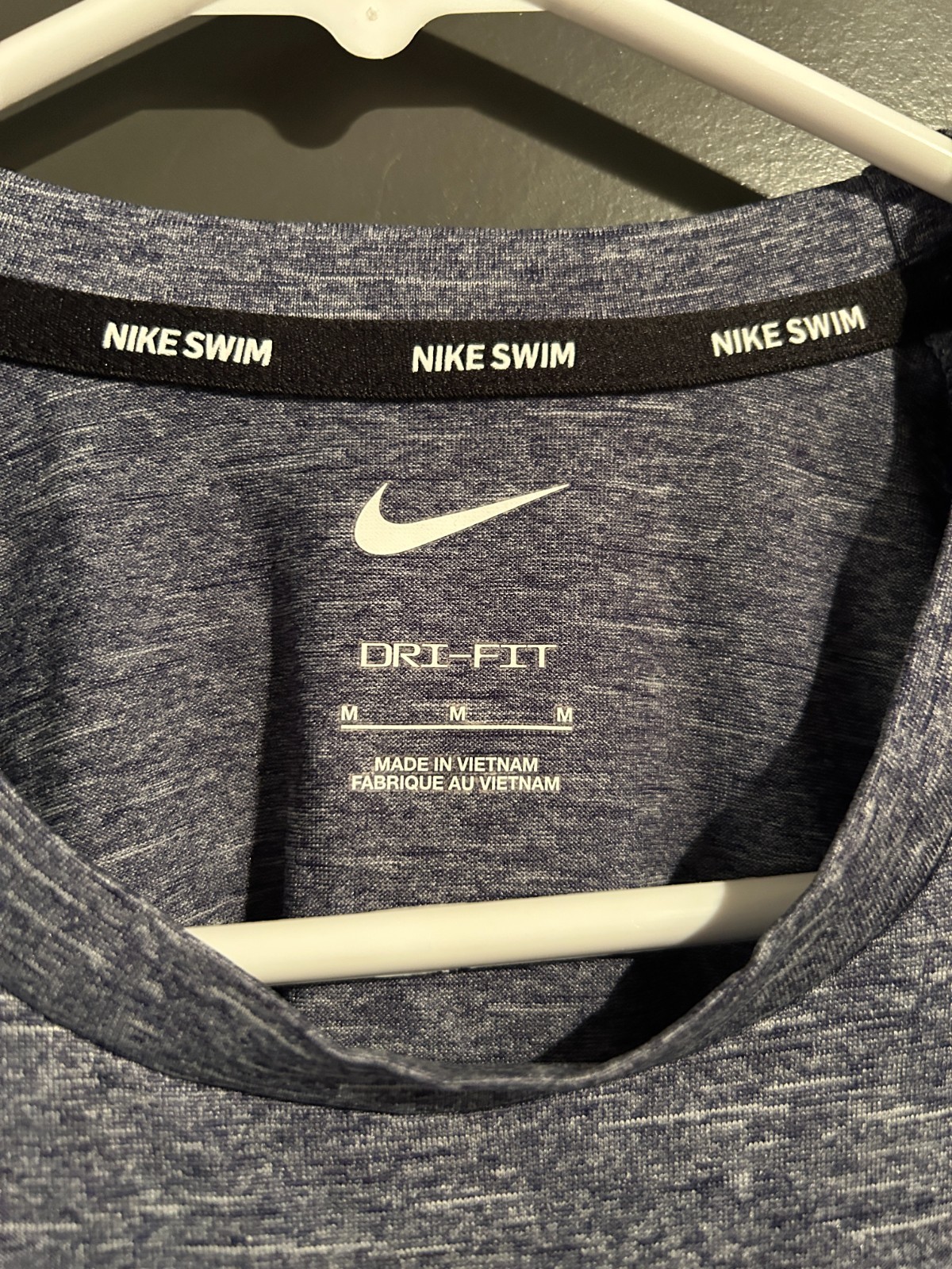 Nike Dri-FIT Swim UPF 40+ Heathered Blue Crew Neck T-Shirt Men's M MEDIUM gallery