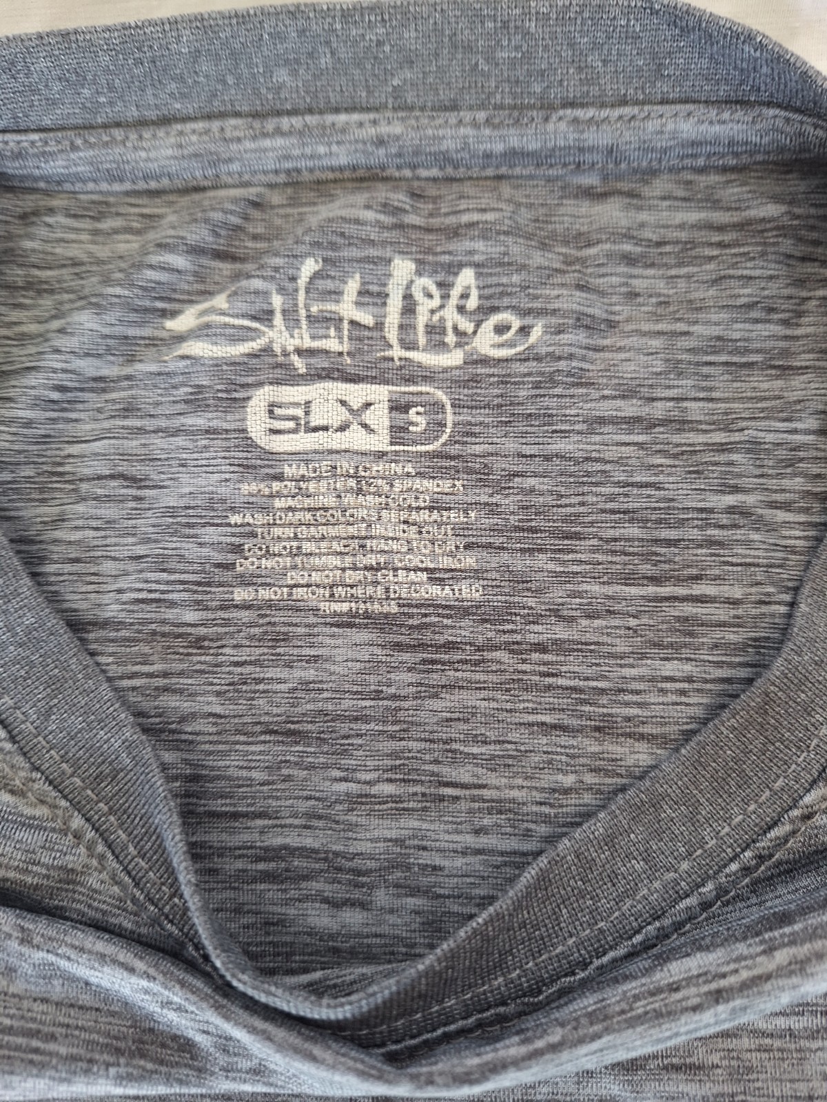 Salt Life Long Sleeve SLX Performance Fishing Shirt Moisture Wicking Size SMALL gallery