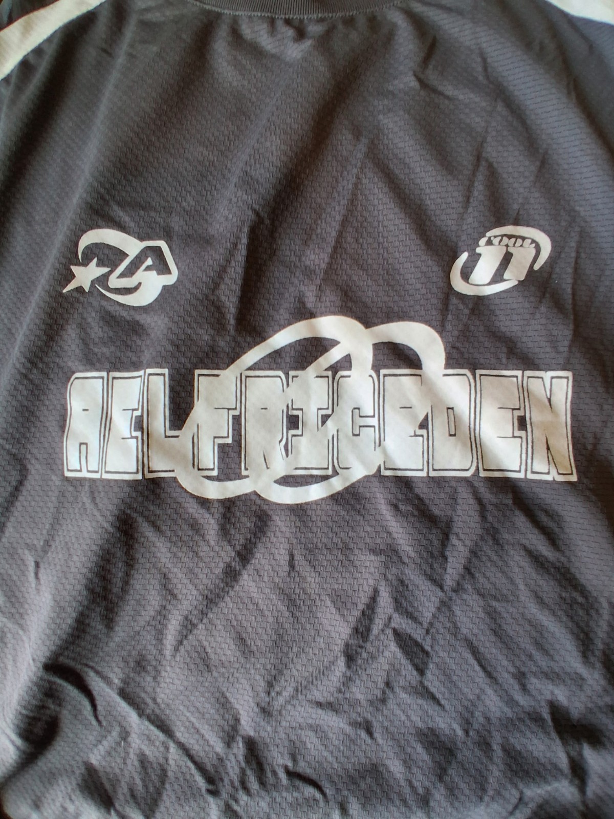 Helfric Eden Gray/White Mesh Jersey T-Shirt Mens S Crew Neck Breathable Logo gallery