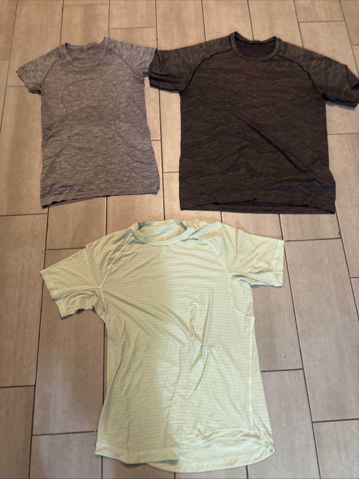 Lot Of 3 Lululemon T-Shirts Men's Large & Medium & Women's Large Yoga gallery