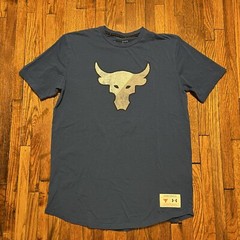Under Armour The Rock Collection Size Medium Iron Paradise Used T Shirt