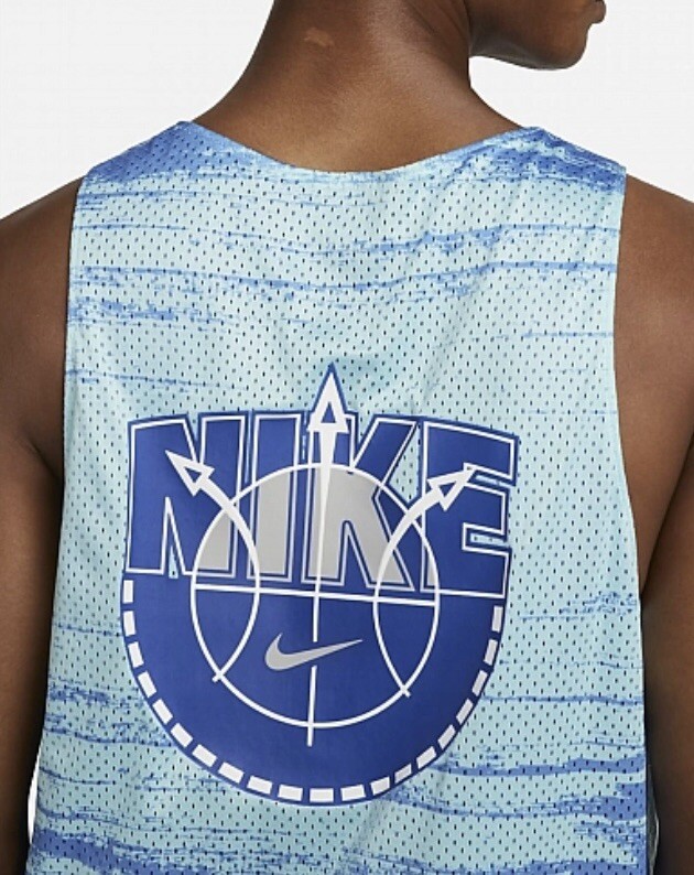 Size M- Nike Men's Standard Issue Mesh Basketball Jersey, Copa/Game Royal. gallery