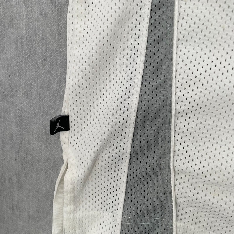 VINTAGE Air Jordan Jersey Adult 3XL White Stitched Nike Basketball Mens XXXL gallery