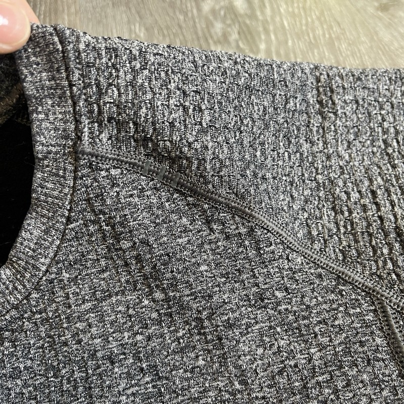 Lululemon Engineered Warmth Long Sleeve Crew Mens XS Gray Merino Wool Blend gallery