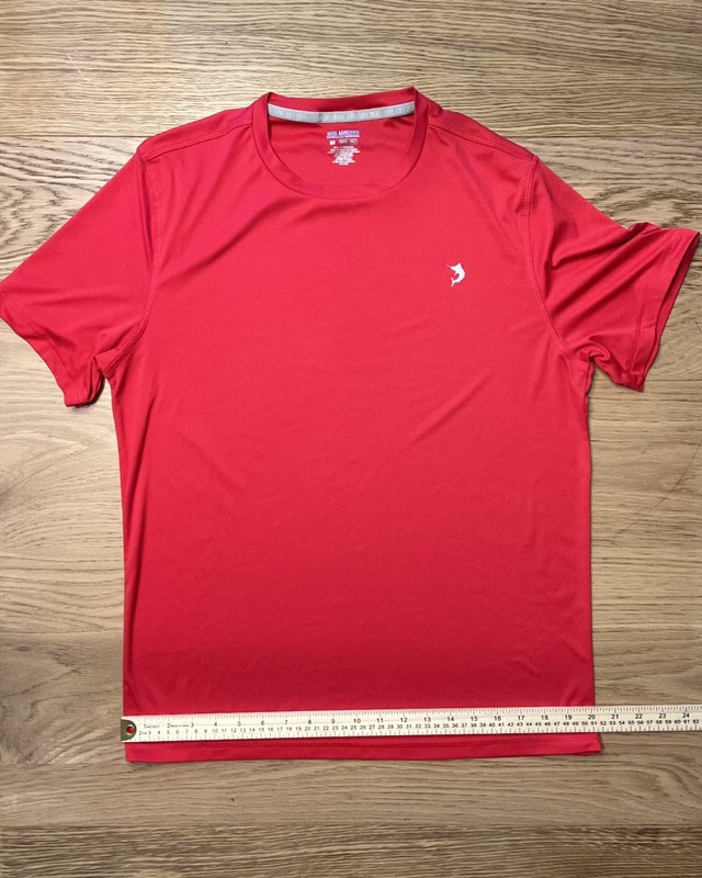 Reel Legends Reel-Tec Men's Medium Red Performance Fishing Shirt Quick Dry gallery