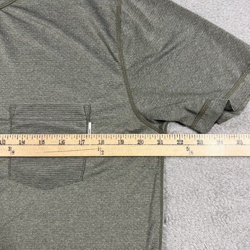 Vuori Tradewind Performance Tee Shirt Mens Medium Green Lightweight Athletic gallery