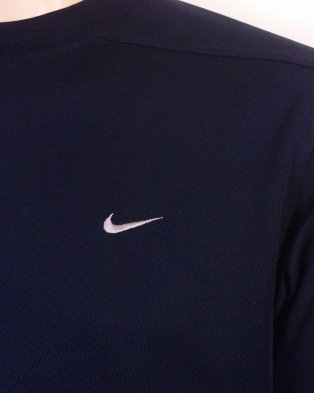 vintage 00s Y2K Nike Mini Swoosh Long Sleeve Shirt T-Shirt 100% Polyester SZ M gallery