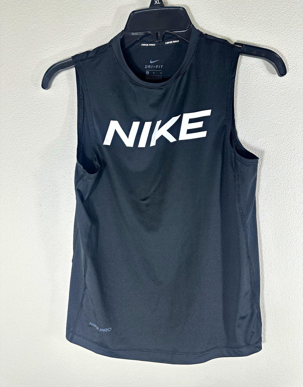 Nike Pro Dri-FIT Men’s M Black/White Sleeveless Tank Top Crew Neck Logo gallery