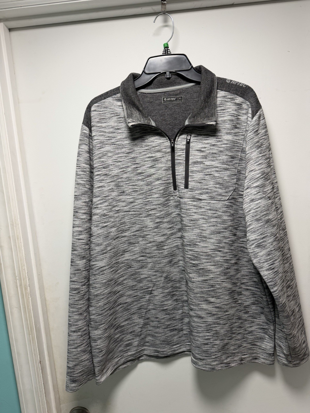 Hi Tec Men's XL Gray Quarter Zip Long Sleeve Athletic Pullover Shirt gallery