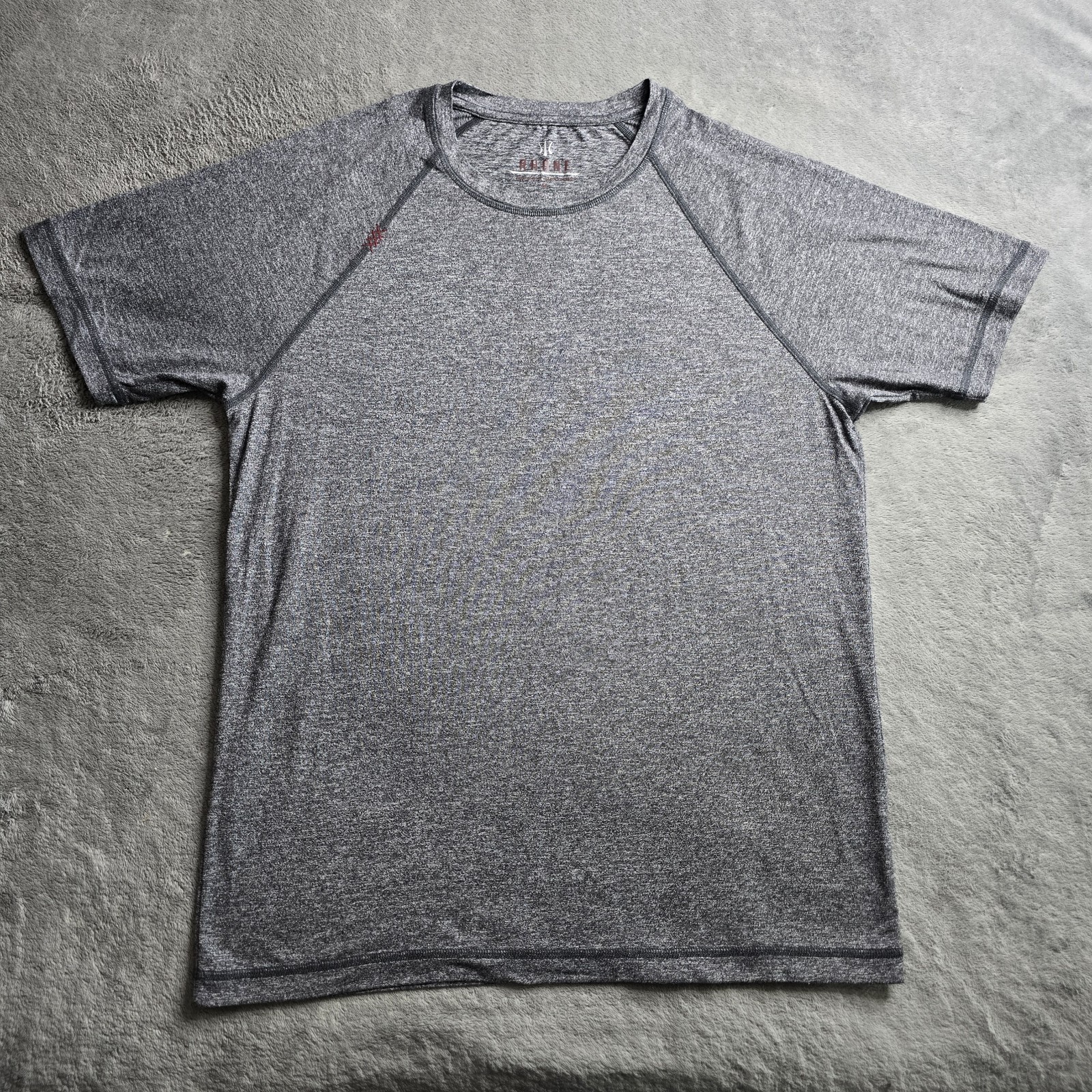 Rhone Shirt Mens Medium Heathered Gray Reign Tee Performance S/S Crew Stretch gallery
