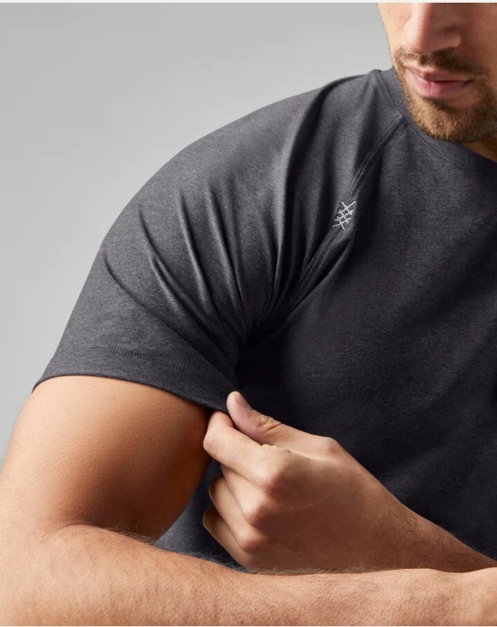 Rhone Men's Reign SS Workout Shirt Anti-Odor Moisture Wicking Quick Dry New w/t gallery