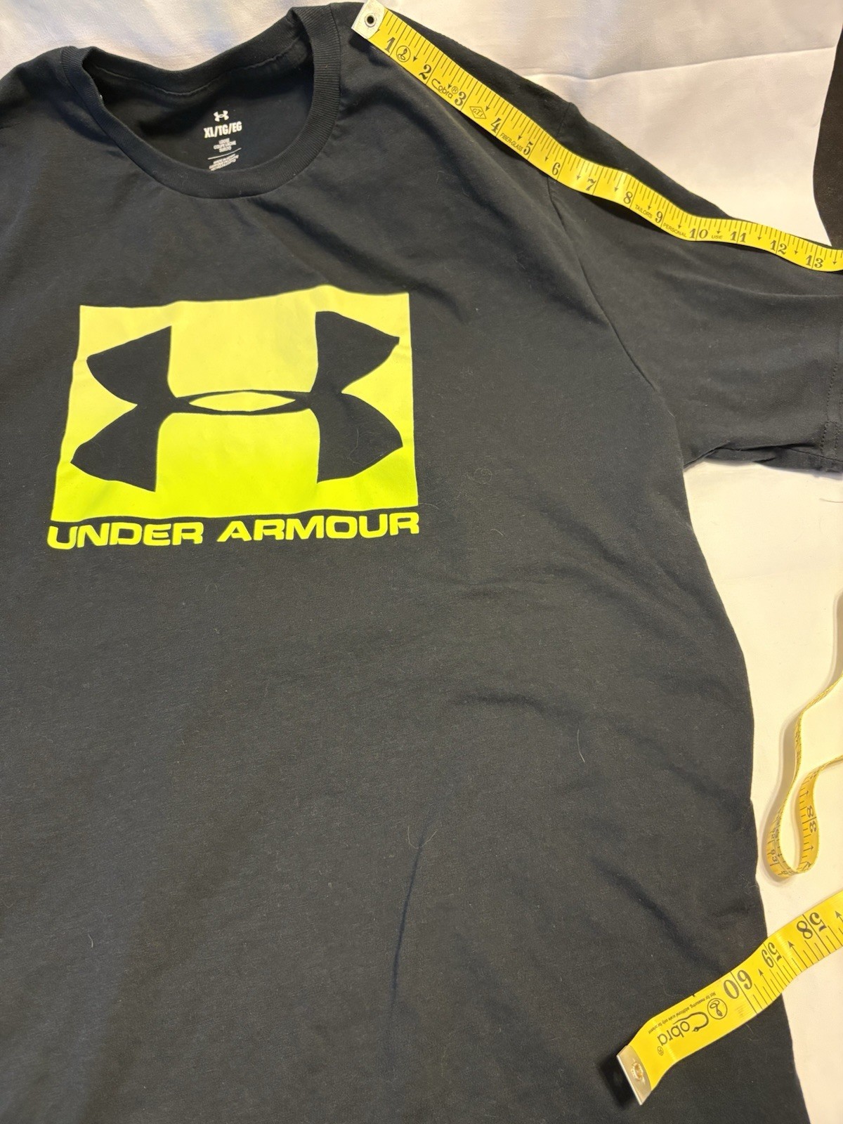 Boxed Under Armour Size XL Black And Green gallery