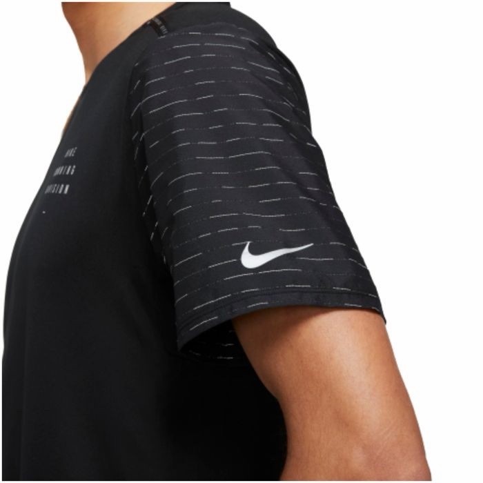 Size Medium Nike Dri-Fit Rise 365 Running Shirt Reflective Black DD4851-010 gallery