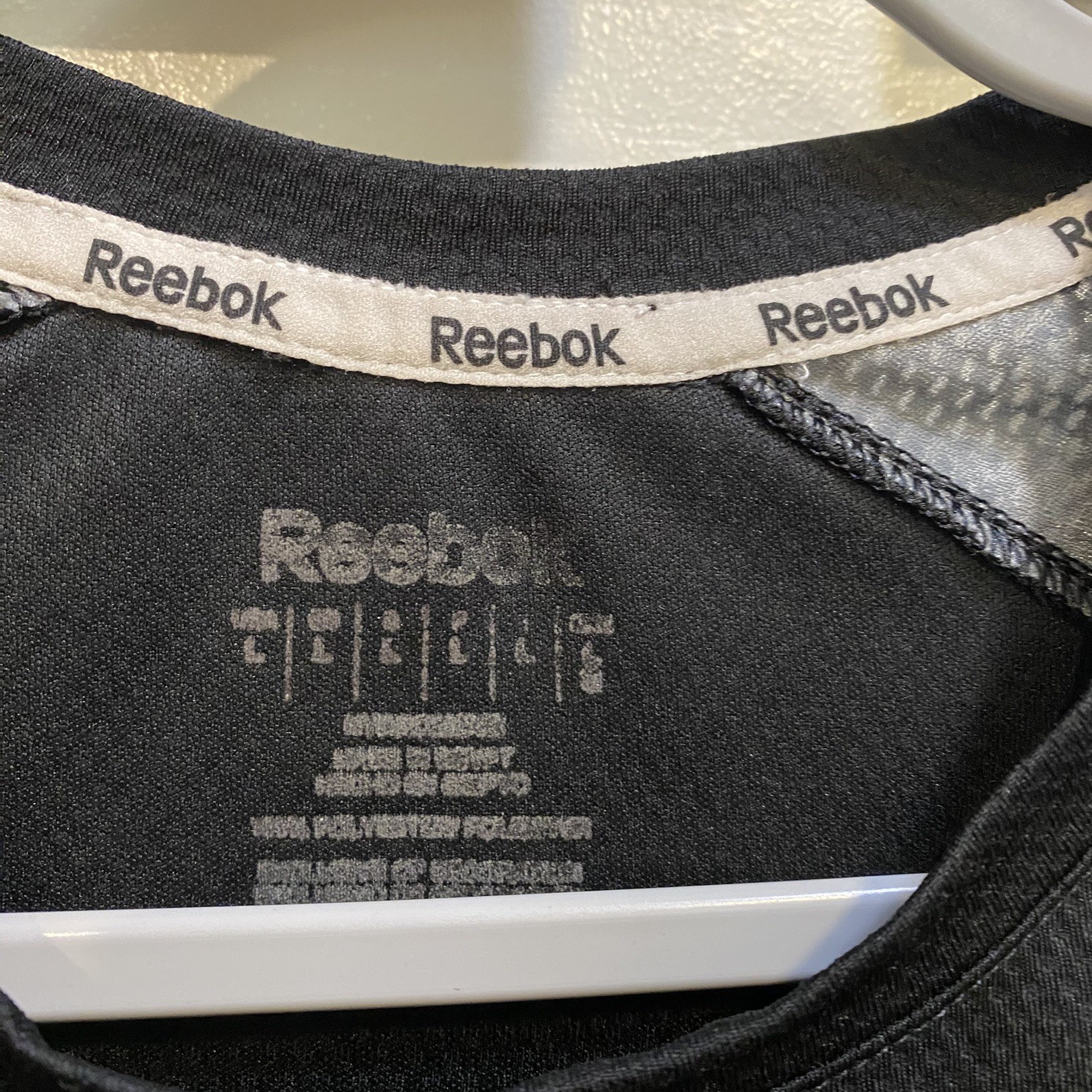 Reebok Black Male T-shirt Size L active Sport gallery