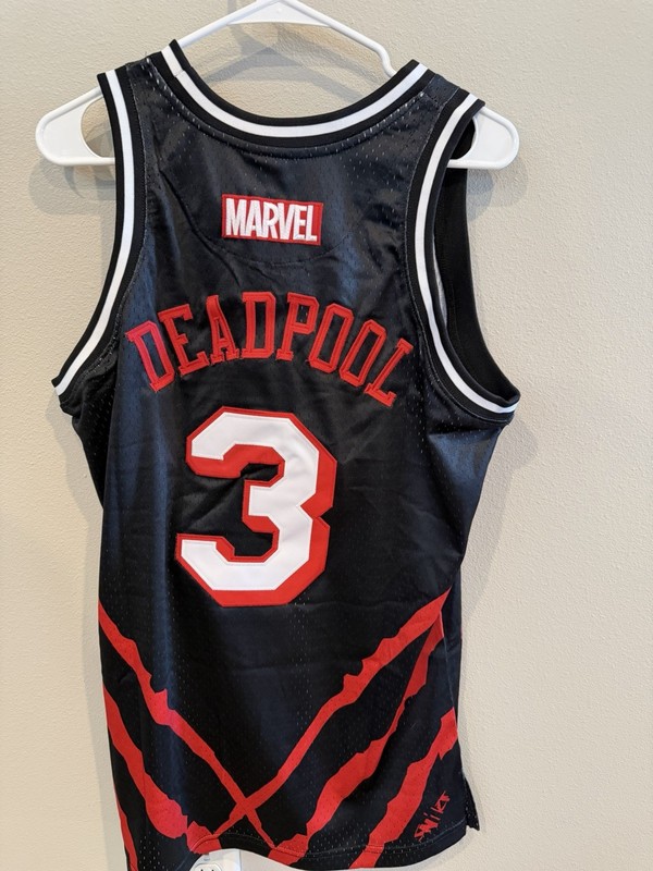 Marvel Deadpool & Wolverine Mesh Jersey Tank Top M Black/Red gallery