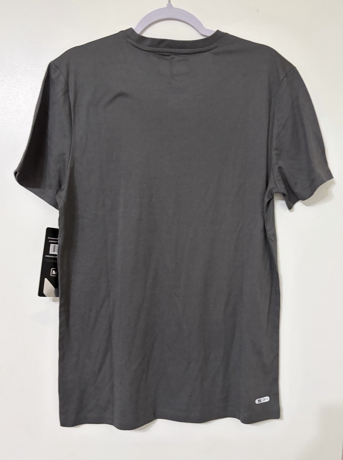 NEW WITH TAGS RBX Men’s Performance Athletic T-Shirt Size M gallery