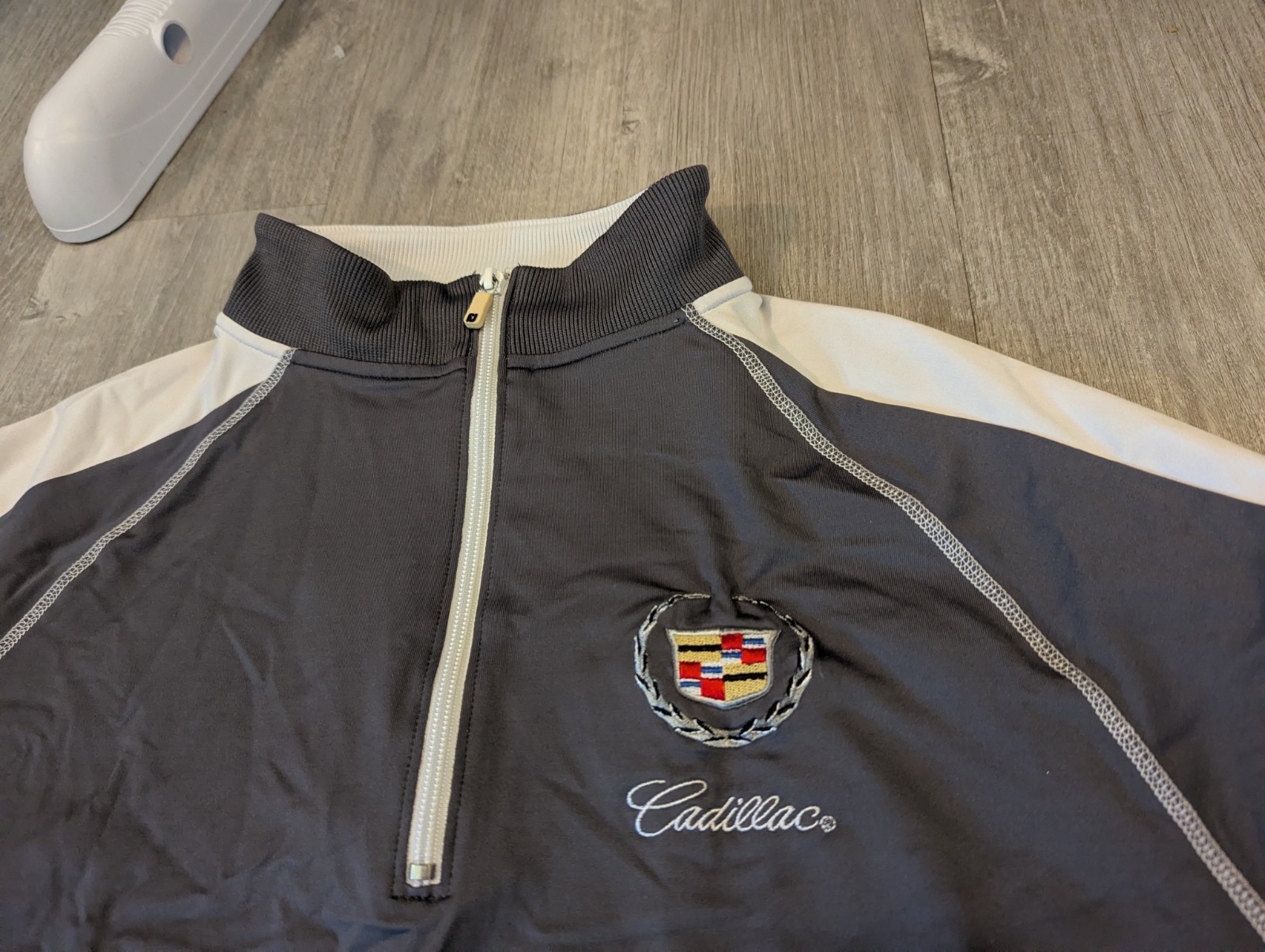 Footjoy x Cadillac Performance Golf Quarter Zip Pullover Mens Large gallery