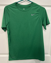 Boys Nike Dri-FIT Tee – Solid Green XL – Great Condition!