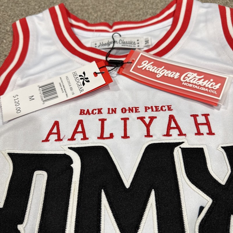 Headgear Classics - AALIYAH x DMX Basketball Jersey, White, Size M, NWT! gallery