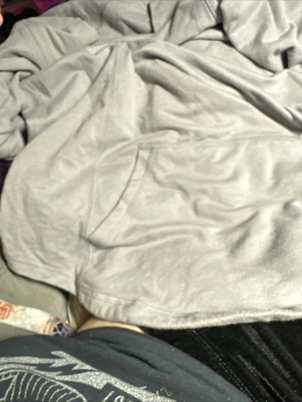 Tek Gear Mens Long Sleeve Athletic Long Sleve Grey Front Pocket Size L gallery