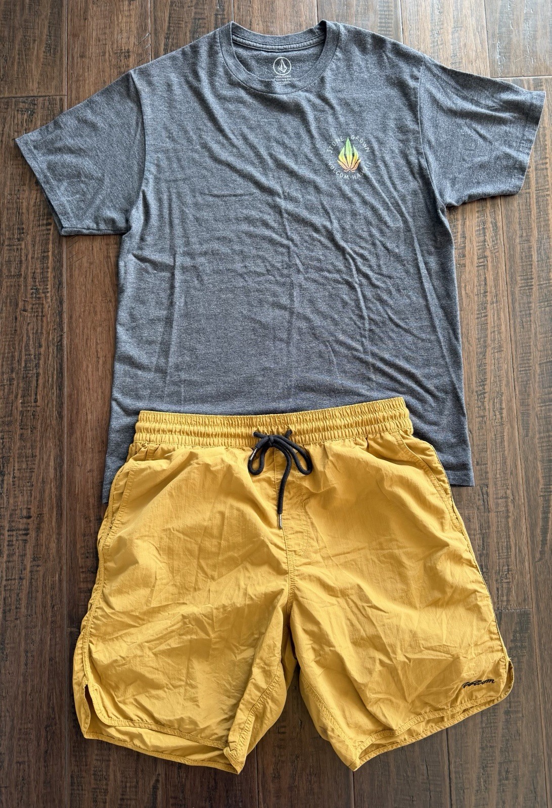 Volcom Stone Home Grown Hawaii L T-Shirt & Xl Swim Trunks Shorts Rasta Surf gallery
