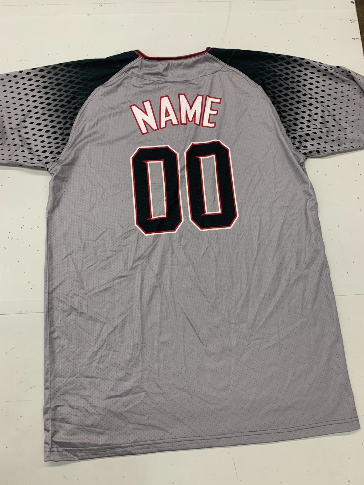 Arizona Elite Two Button Henley Men's Large Baseball Jersey Gray Black gallery