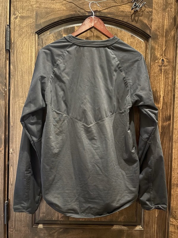 Nike Black Baseball Thick Warm Up Shirt Size S gallery