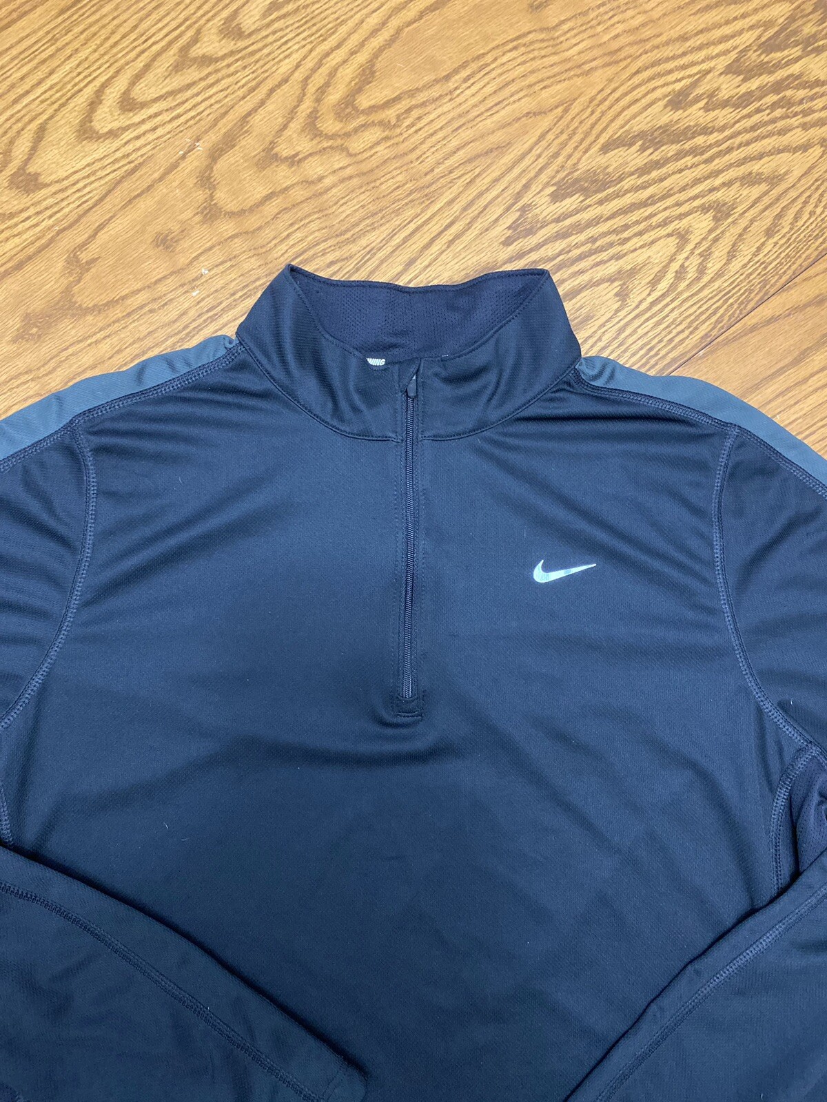 Nike Mens Element Dri Fit 1/2 Zip Lightweight Pullover Sz L 543235-012 Blk/Grey gallery
