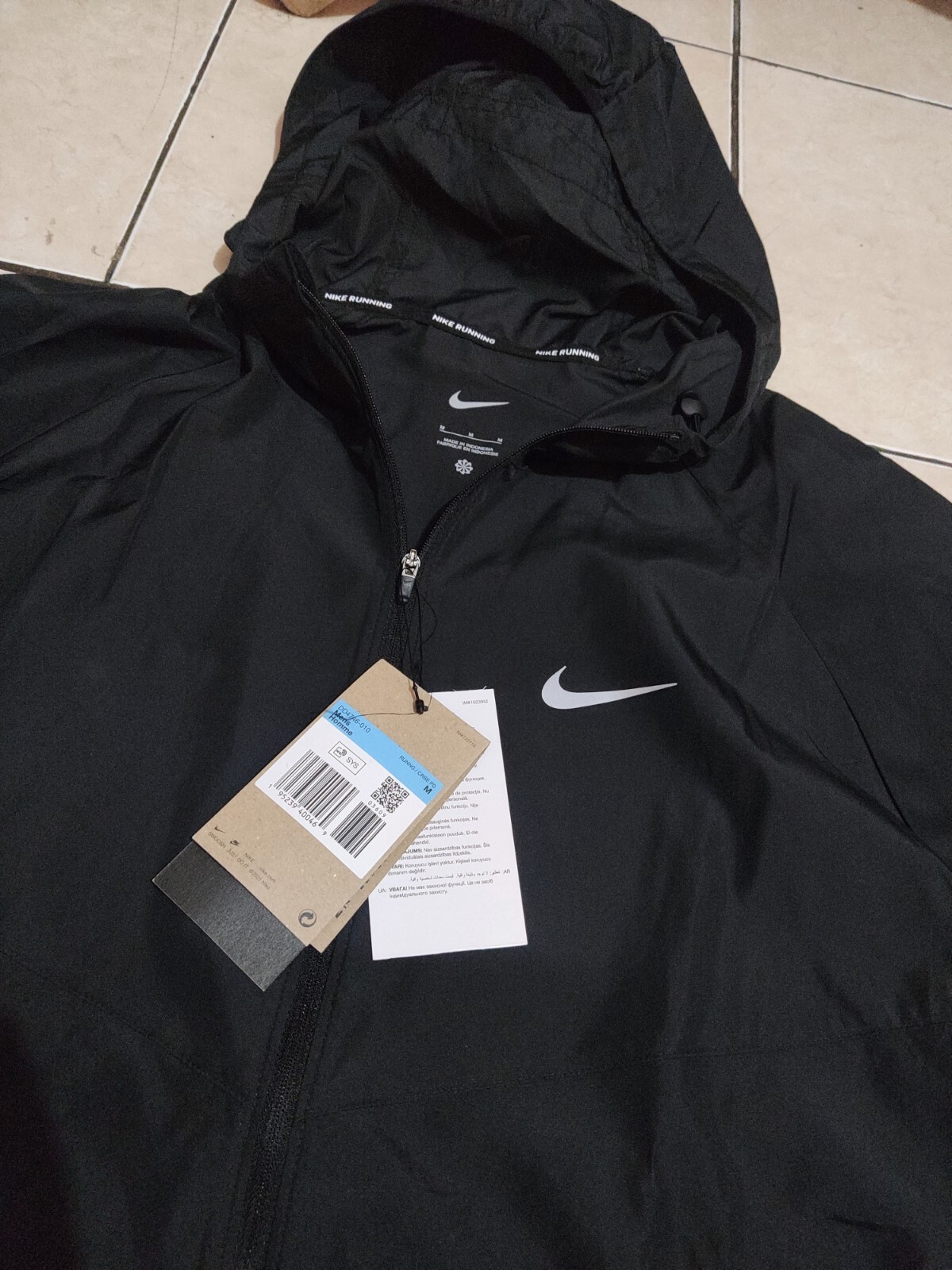 Nike Men's Miler Running Repel Jacket DD4746 gallery