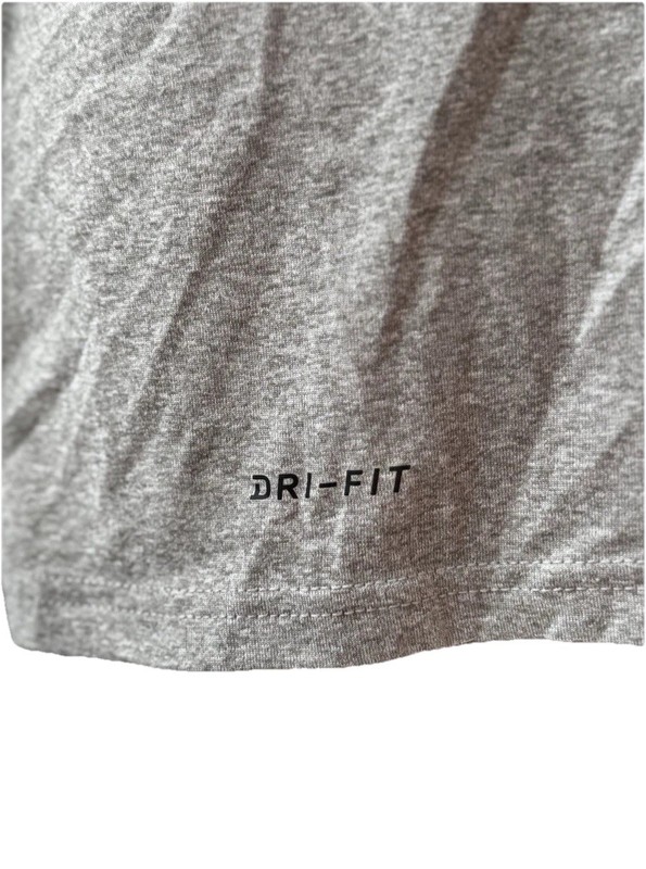 Nike Dri-FIT Mens Medium Gray Long Sleeve Shirt Running Training Athletic gallery