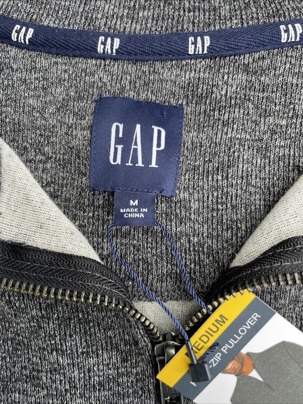 GAP Fit Men's Active Half Zip Pullover Size Medium Brand New gallery
