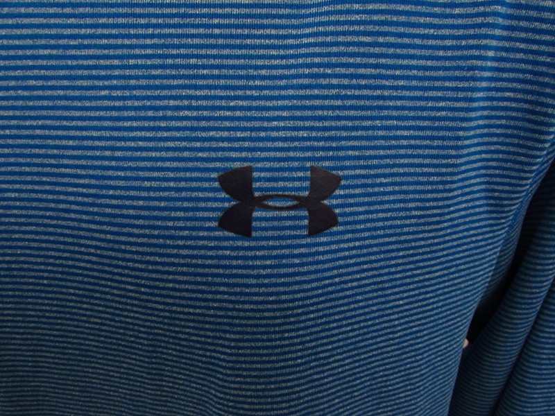 Under Armour Shirt Mens Large Blue Stripe V-neck Fitted Cold Gear Long Sleeve gallery