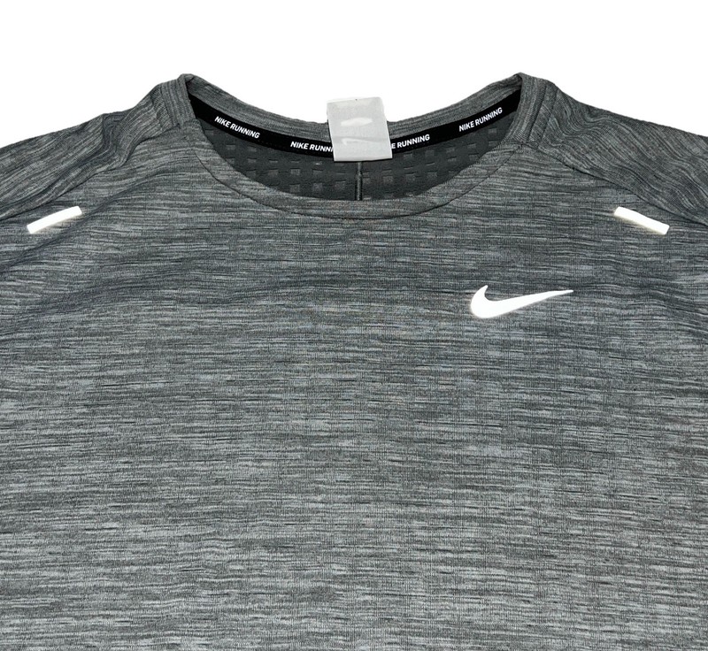 Nike Running Shirt Mens Large Gray Long Sleeve Therma Sphere Mitten Cuff Top gallery