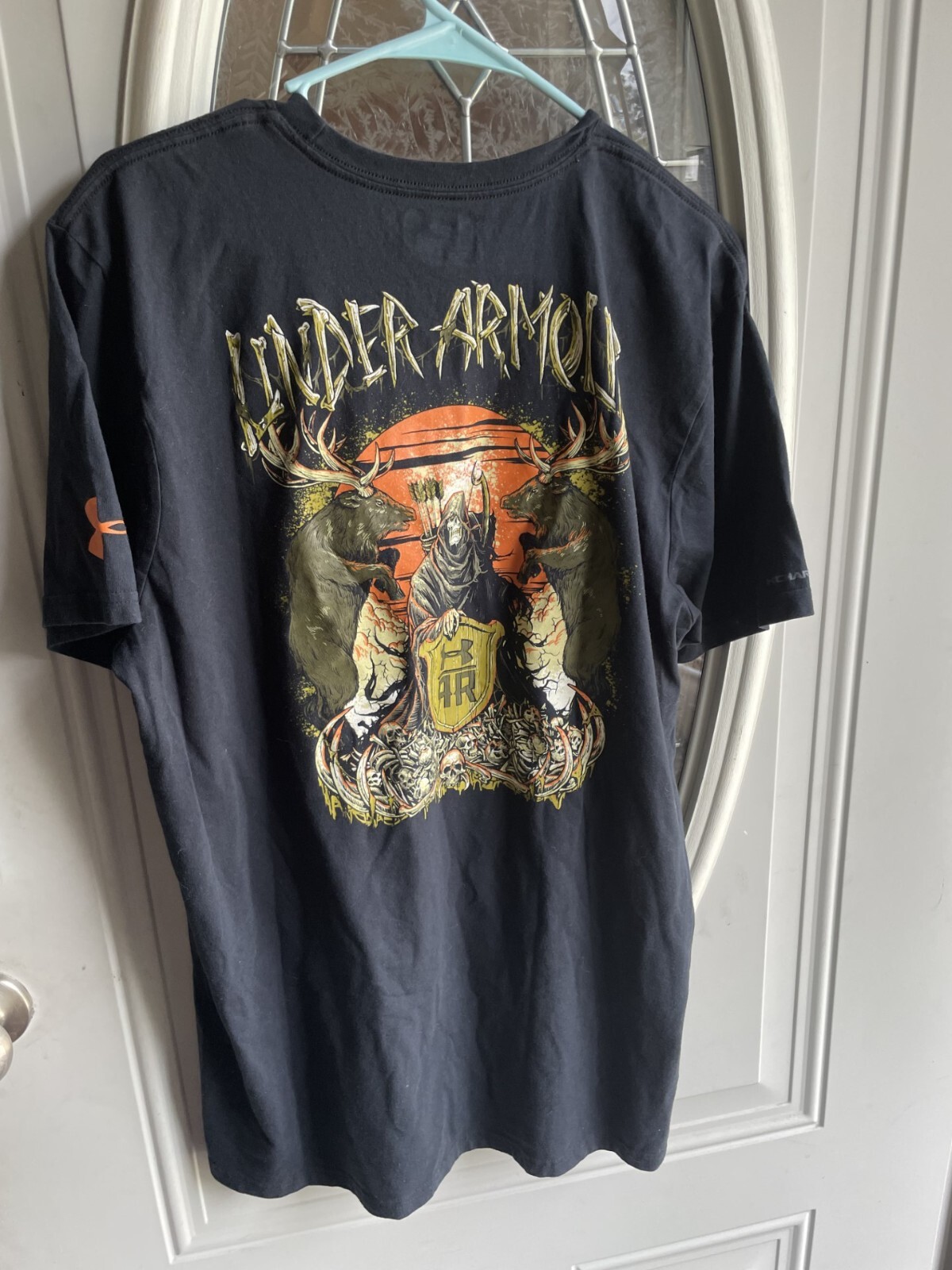 COOL GRAPHICS SKULL HUNTING UNDER ARMOR T-SHIRT SIZE LARGE gallery