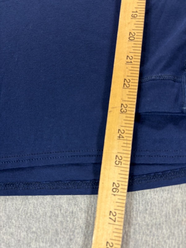 Patagonia CapileneAthletic Fit Base Layer Top (Men's Medium) Blue gallery