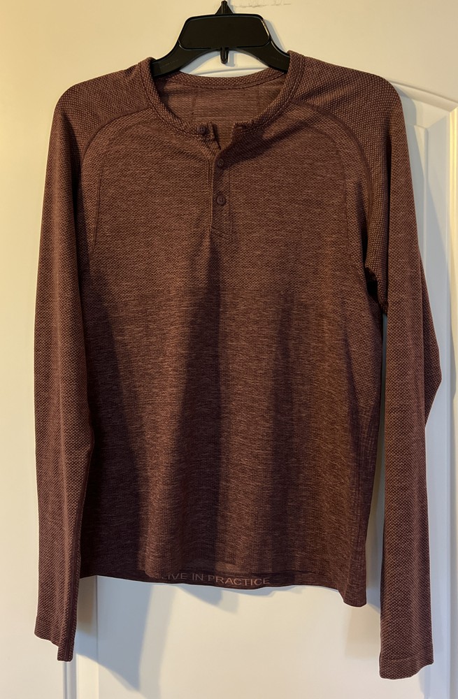 LULULEMON Metal Vent Tech Top Quarter Button Long Sleeve Men’s SMALL Multi NWOT