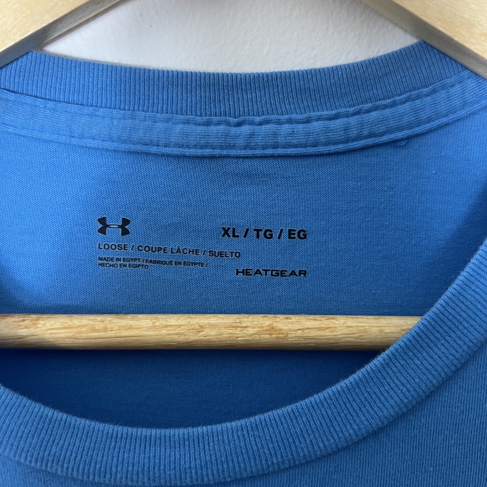 Under Armour Men's T-Shirt Short Sleeve Fish Blue Logo Graphic Size XL gallery