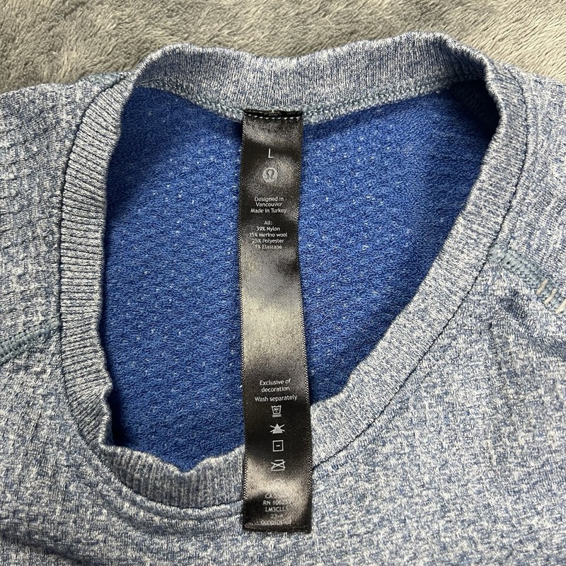 Lululemon Mens Engineered Warmth Crew Large Cold Weather Outdoor Athleisure Blue gallery