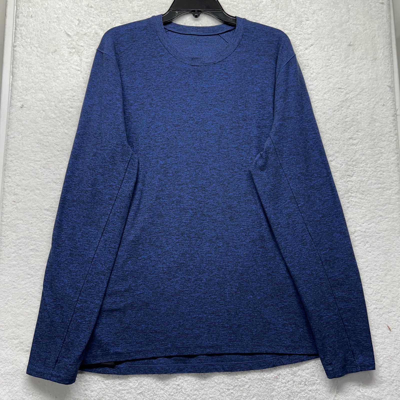 Lululemon Mens Size XL Blue Surge Warm Crew Neck Pullover Shirt (U3) gallery